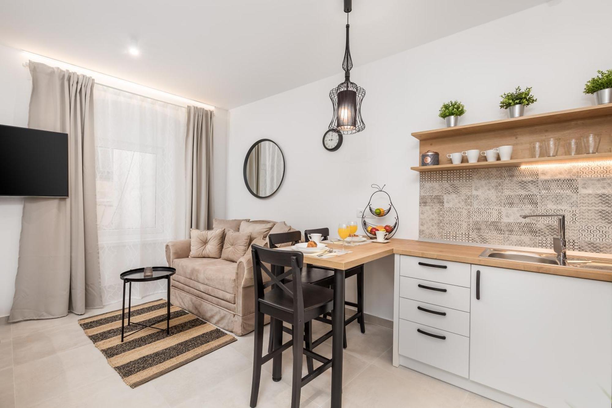 Srnec Apartments - Korzo ริเยกา ภายนอก รูปภาพ