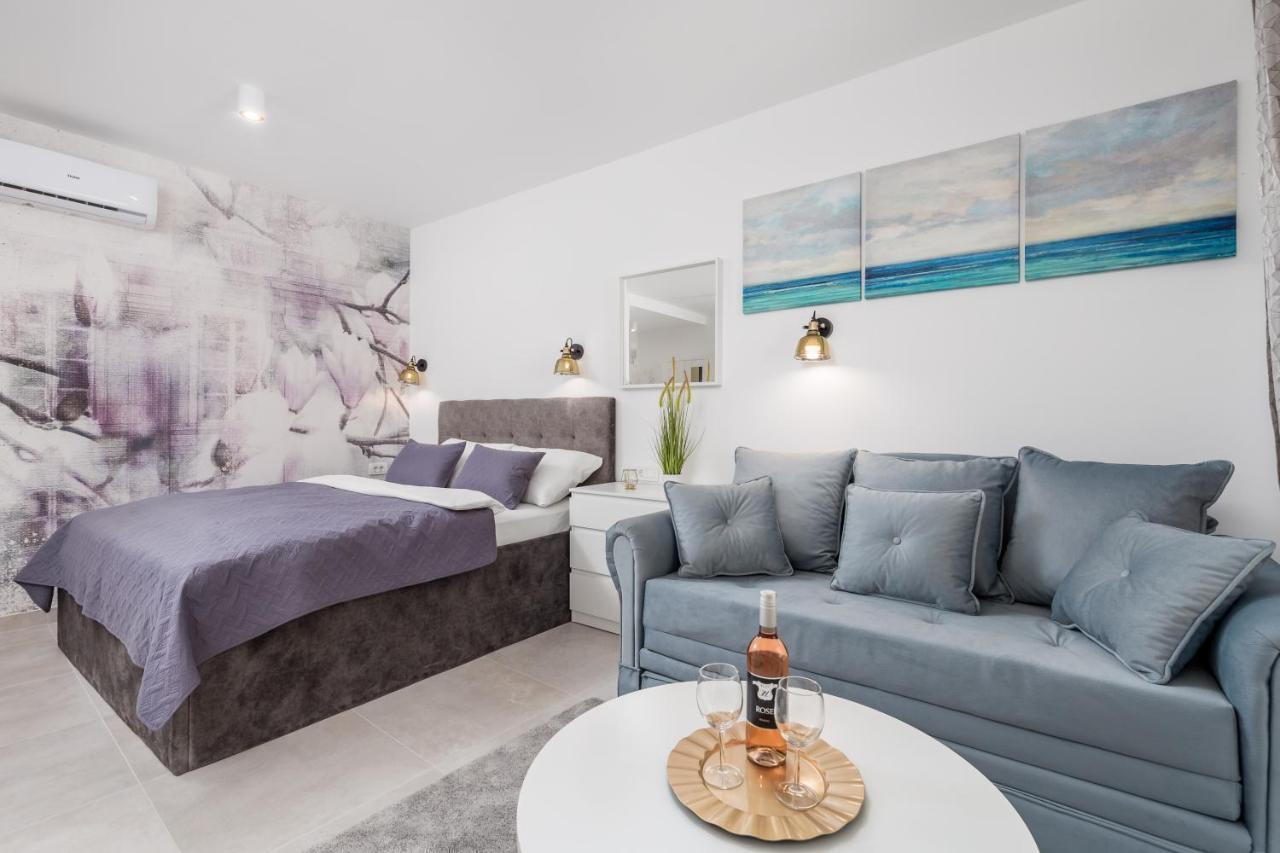 Srnec Apartments - Korzo ริเยกา ภายนอก รูปภาพ
