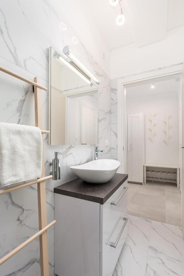 Srnec Apartments - Korzo ริเยกา ภายนอก รูปภาพ