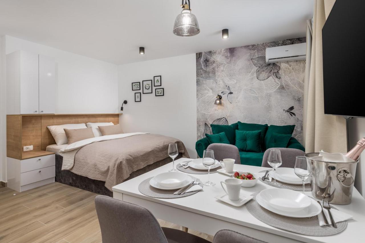 Srnec Apartments - Korzo ริเยกา ภายนอก รูปภาพ